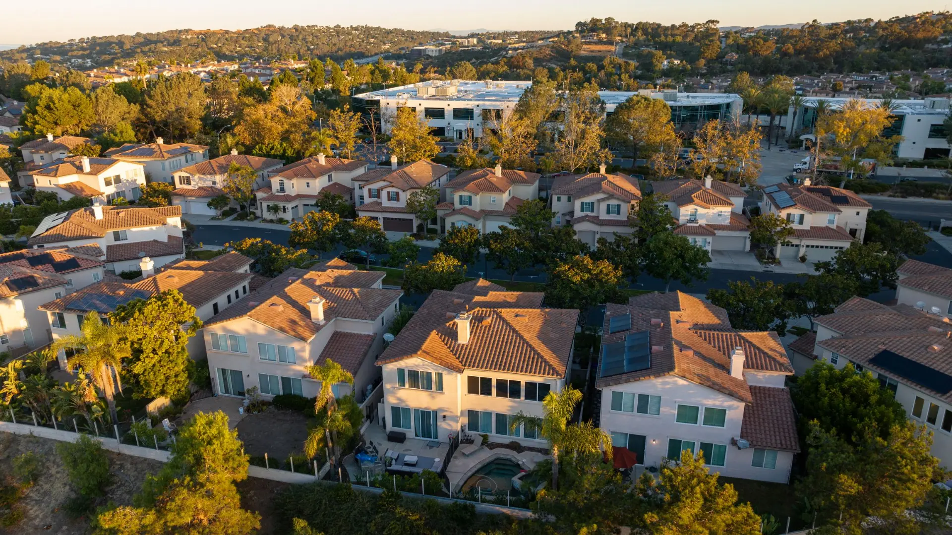 Huntington Park, California neighborhood and residential lifestyle